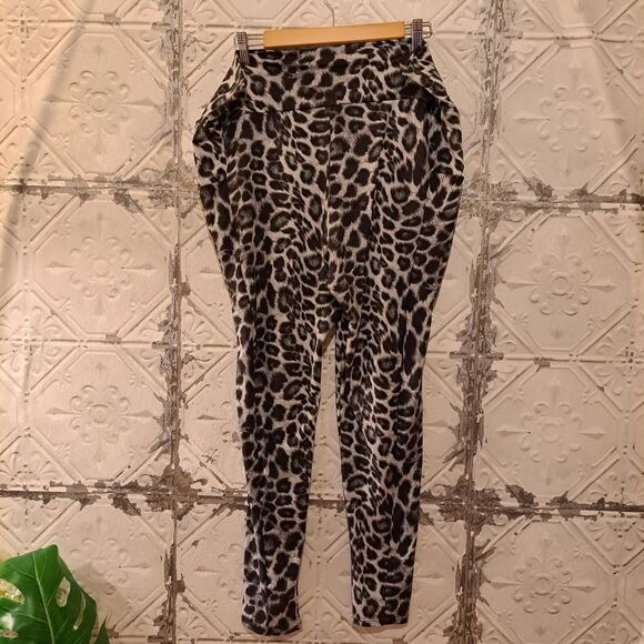 Voll Comfort Causal Animal Print Black/Grey Plus Size Leggings Size 2XL NWOT - Picture 10 of 10